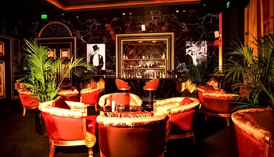 هتل بی پریمیوم بدروم